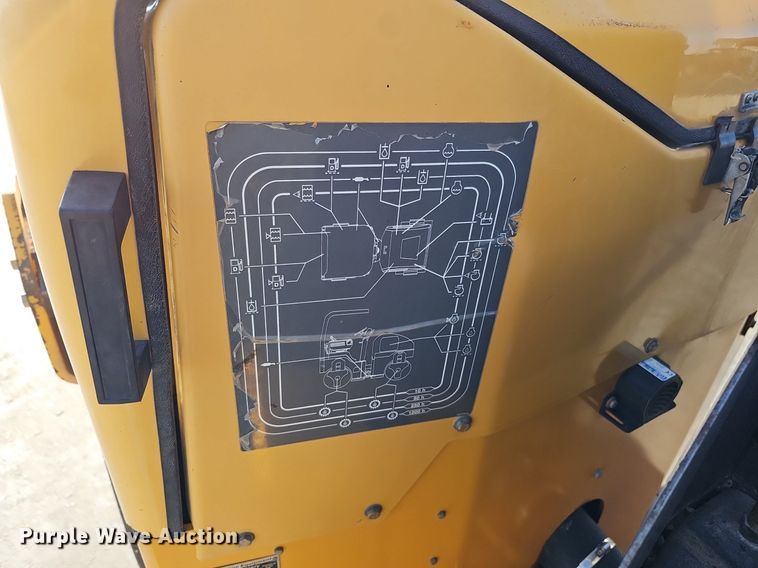 image for item DK0672 2013 Volvo DD29 double drum vibratory roller