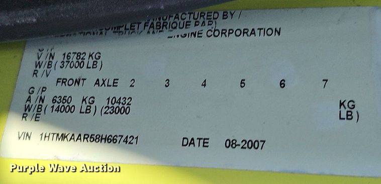 image for item DK0674 2008 International  DuraStar 4400 truck cab and chassis