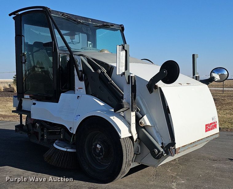 image for item DK0675 2012 Elgin Pelican Series NP sweeper