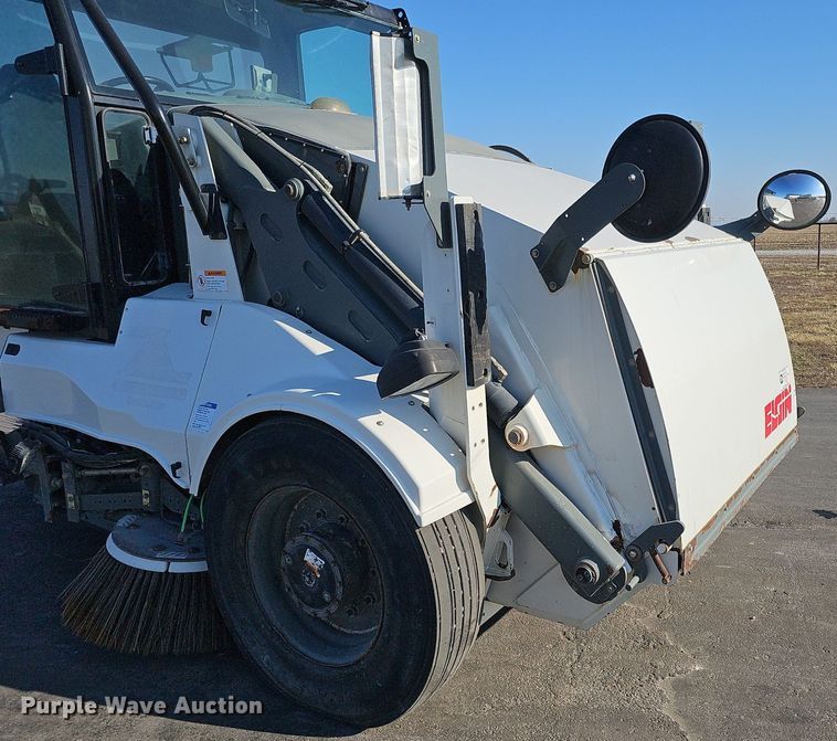 image for item DK0675 2012 Elgin Pelican Series NP sweeper