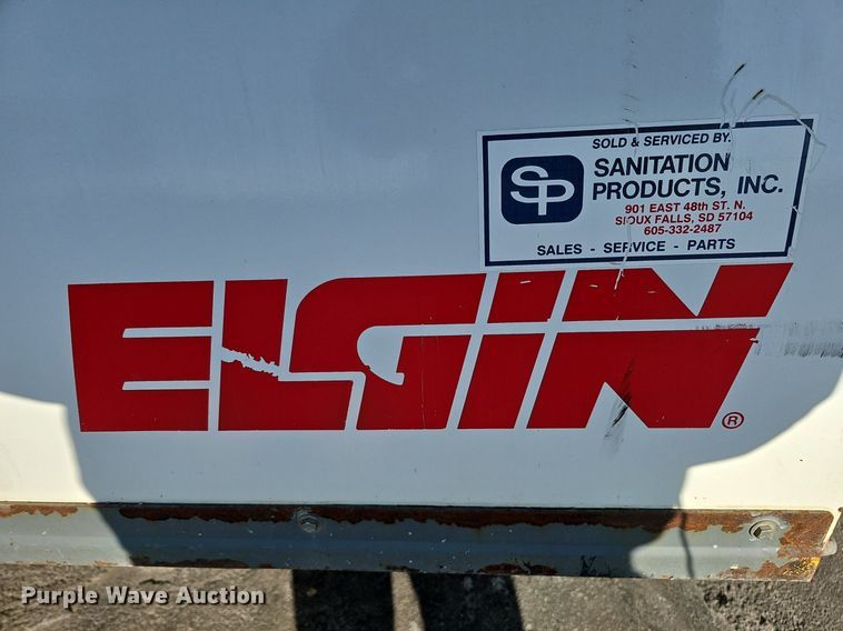 image for item DK0675 2012 Elgin Pelican Series NP sweeper