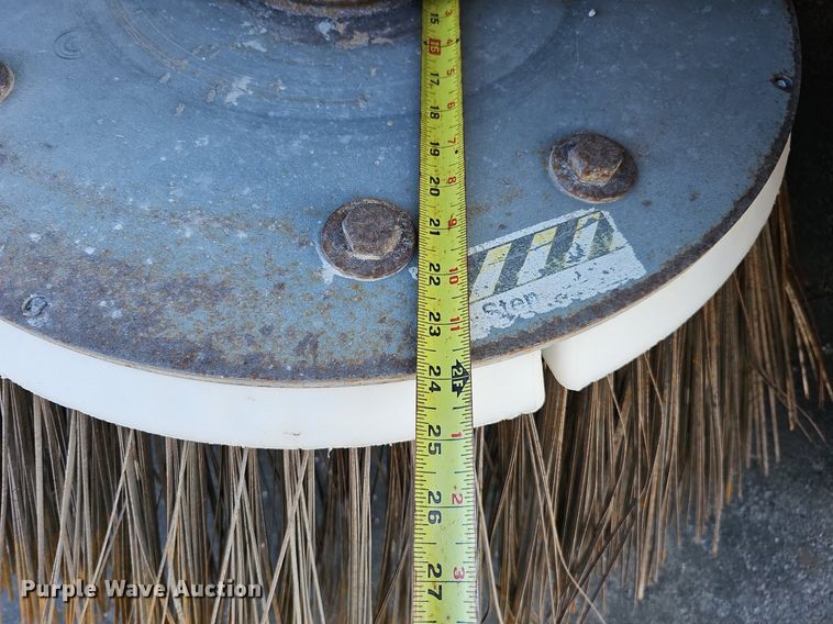 image for item DK0675 2012 Elgin Pelican Series NP sweeper