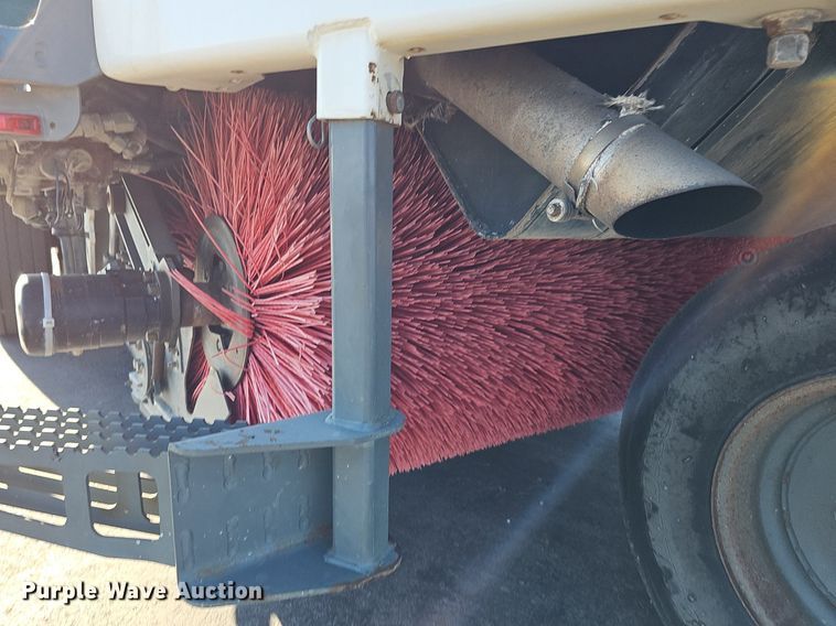 image for item DK0675 2012 Elgin Pelican Series NP sweeper