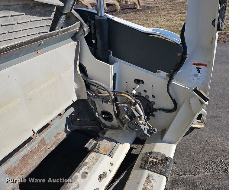 image for item DK0675 2012 Elgin Pelican Series NP sweeper