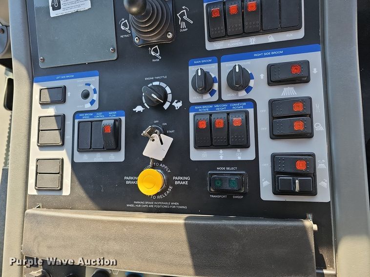 image for item DK0675 2012 Elgin Pelican Series NP sweeper