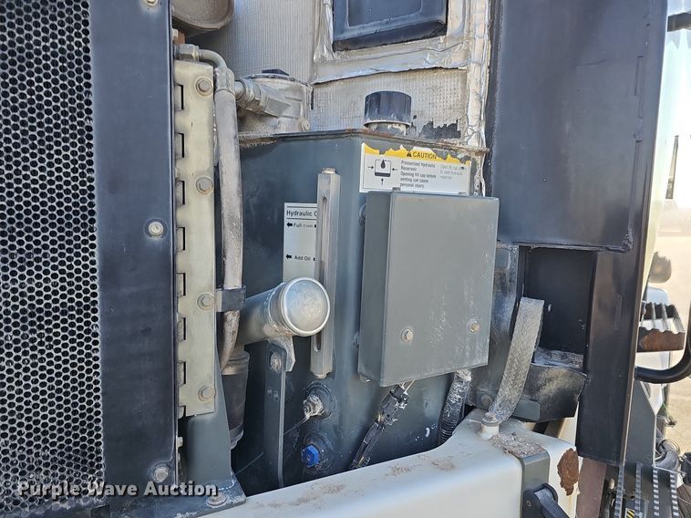 image for item DK0675 2012 Elgin Pelican Series NP sweeper