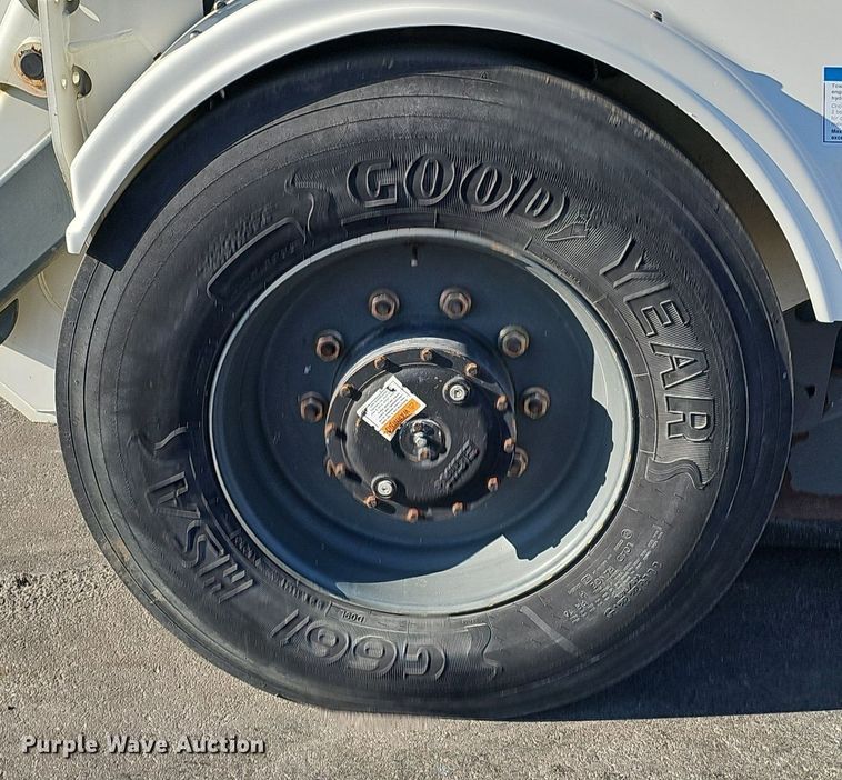 image for item DK0675 2012 Elgin Pelican Series NP sweeper