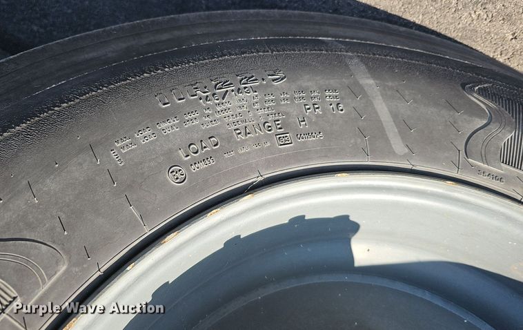 image for item DK0675 2012 Elgin Pelican Series NP sweeper