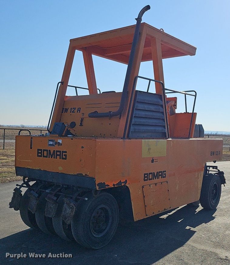 image for item DK0676 1988 Bomag BW12R pneumatic roller