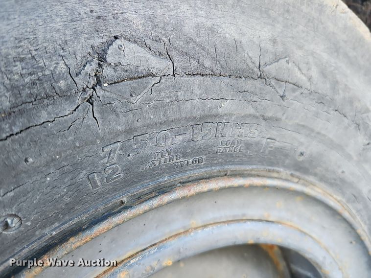 image for item DK0676 1988 Bomag BW12R pneumatic roller