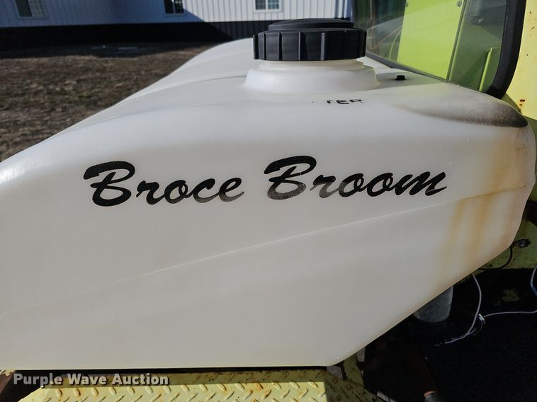 image for item DK0677 2002 Broce Broom RC350 broom