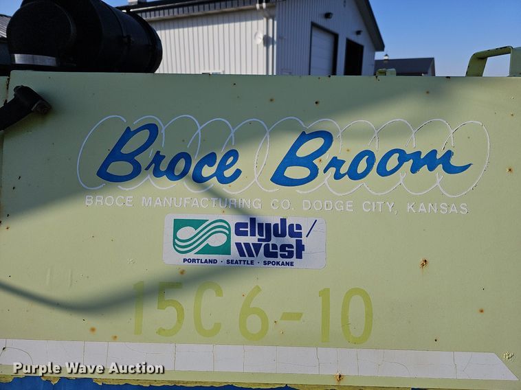 image for item DK0677 2002 Broce Broom RC350 broom