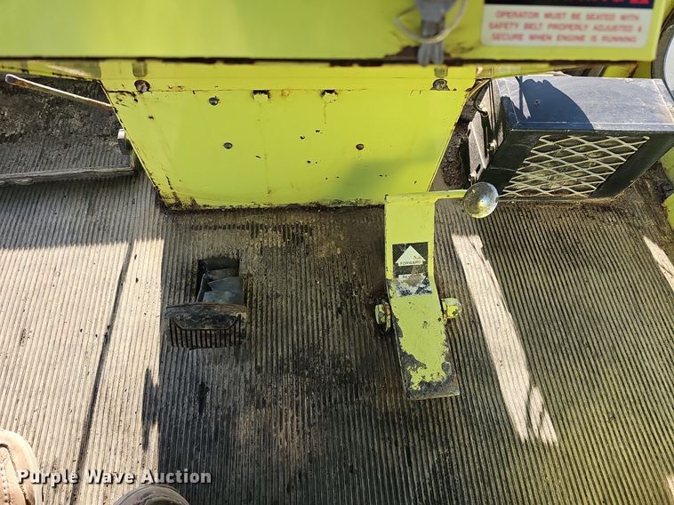 image for item DK0677 2002 Broce Broom RC350 broom