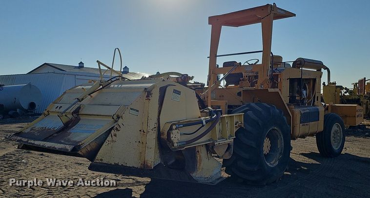 image for item DK0694 Bomag Recycler MPH 100R soil stabilizer / reclaimer