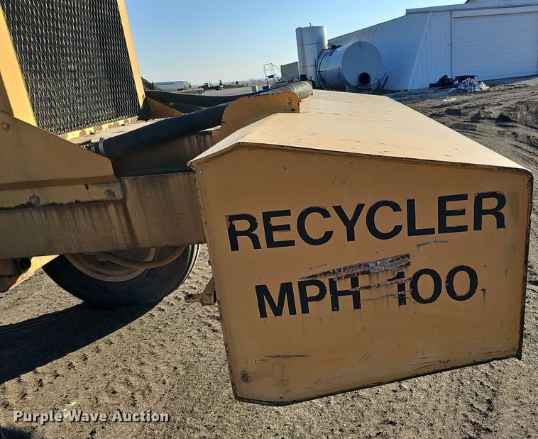 image for item DK0694 Bomag Recycler MPH 100R soil stabilizer / reclaimer