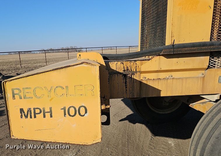 image for item DK0694 Bomag Recycler MPH 100R soil stabilizer / reclaimer