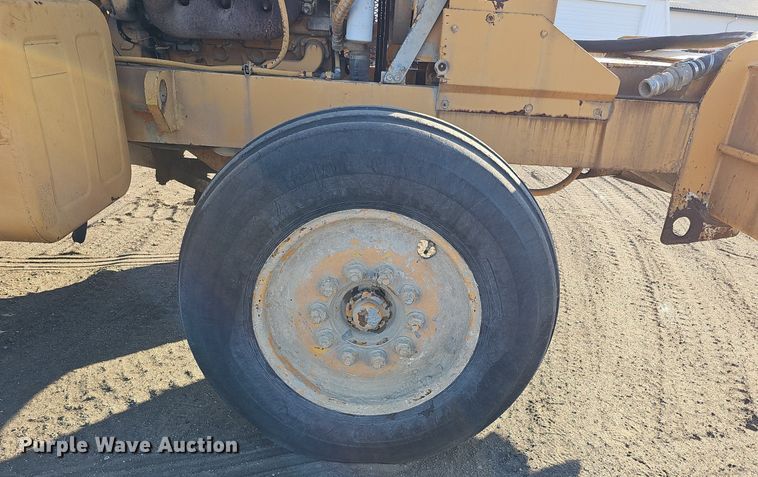 image for item DK0694 Bomag Recycler MPH 100R soil stabilizer / reclaimer