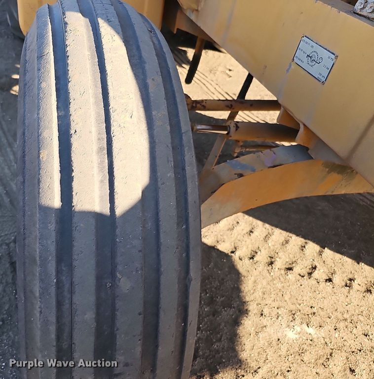 image for item DK0694 Bomag Recycler MPH 100R soil stabilizer / reclaimer