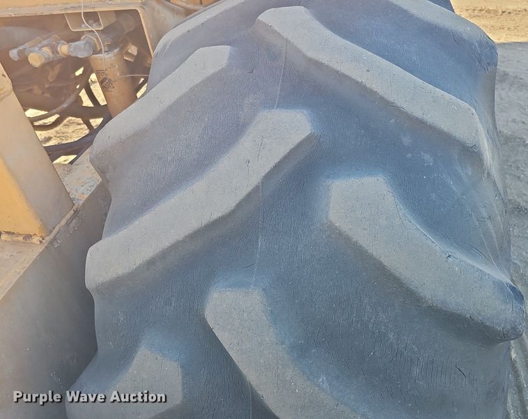 image for item DK0694 Bomag Recycler MPH 100R soil stabilizer / reclaimer