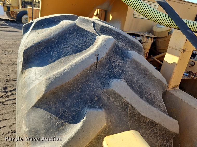 image for item DK0694 Bomag Recycler MPH 100R soil stabilizer / reclaimer