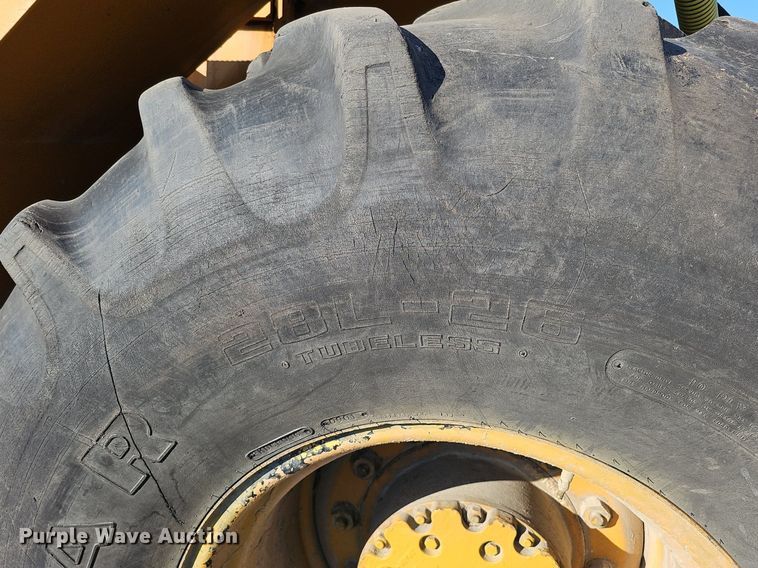 image for item DK0694 Bomag Recycler MPH 100R soil stabilizer / reclaimer