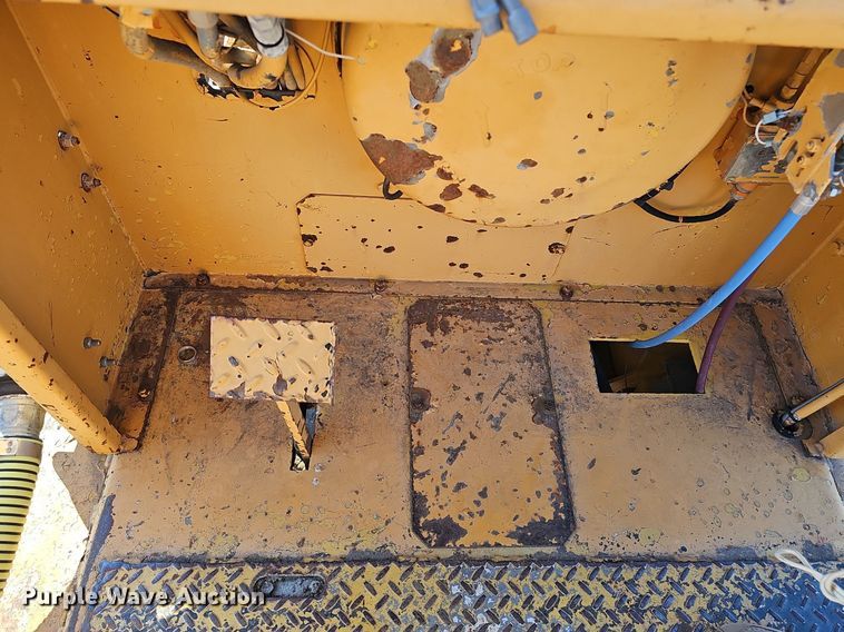 image for item DK0694 Bomag Recycler MPH 100R soil stabilizer / reclaimer