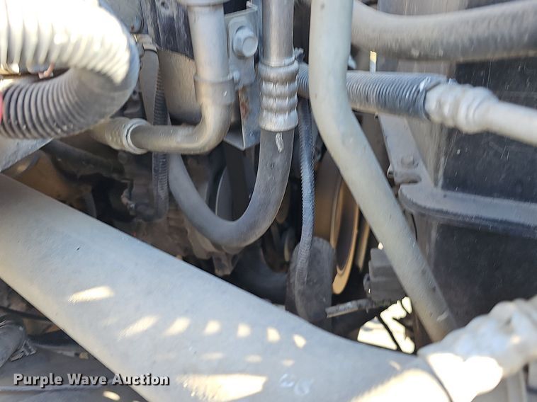 image for item DK0695 2003 GMC C6500 flatbed truck