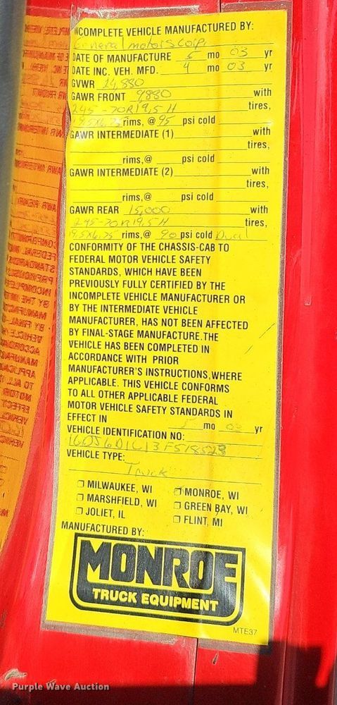 image for item DK0695 2003 GMC C6500 flatbed truck