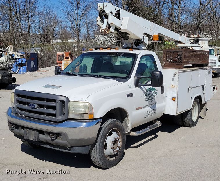 image for item DK4191 2004 Ford F450 Super Duty XL bucket truck