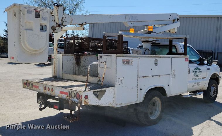 image for item DK4191 2004 Ford F450 Super Duty XL bucket truck