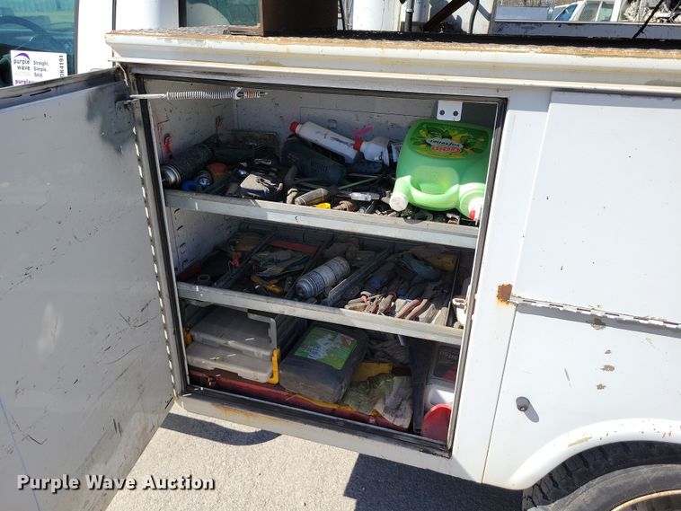 image for item DK4191 2004 Ford F450 Super Duty XL bucket truck