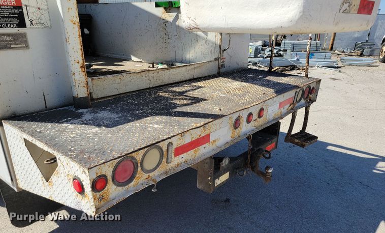 image for item DK4191 2004 Ford F450 Super Duty XL bucket truck
