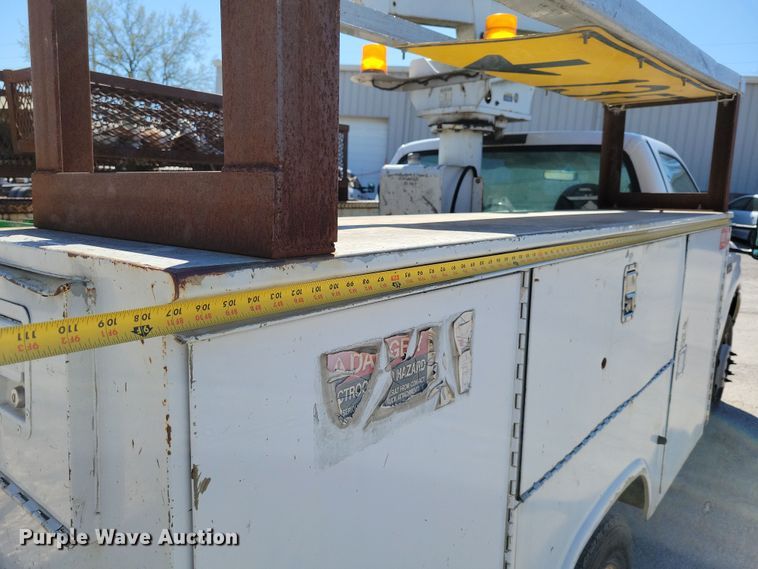 image for item DK4191 2004 Ford F450 Super Duty XL bucket truck