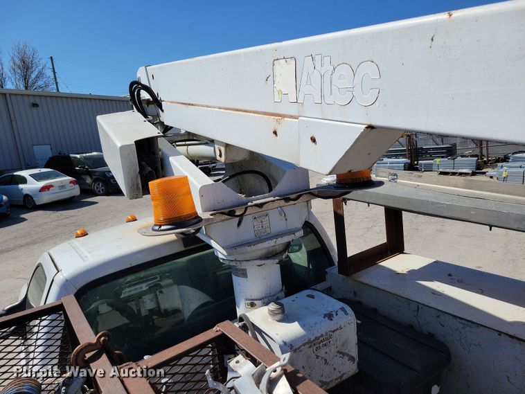 image for item DK4191 2004 Ford F450 Super Duty XL bucket truck