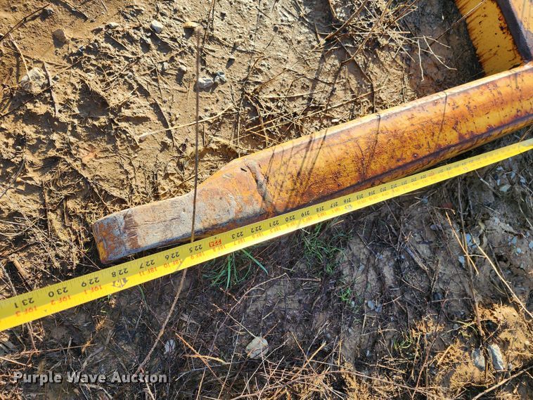 image for item DK4197 1999 Caterpillar  561M pipelayer