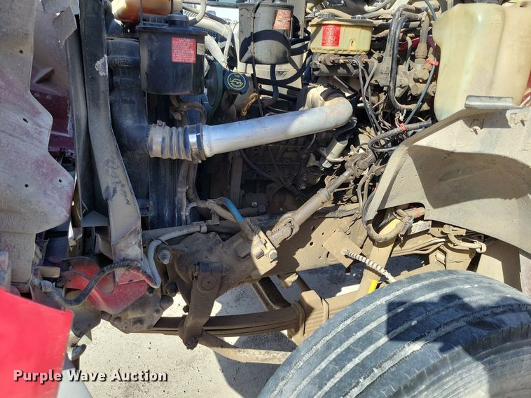 image for item DK4200 1996 Ford F800 utility / service truck