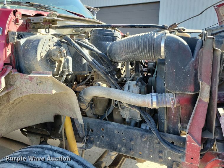 image for item DK4200 1996 Ford F800 utility / service truck