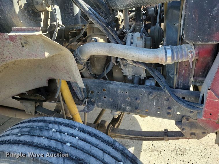 image for item DK4200 1996 Ford F800 utility / service truck