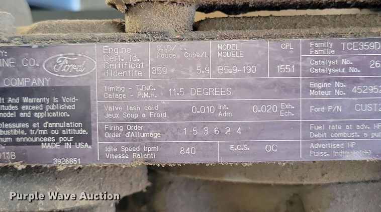 image for item DK4200 1996 Ford F800 utility / service truck