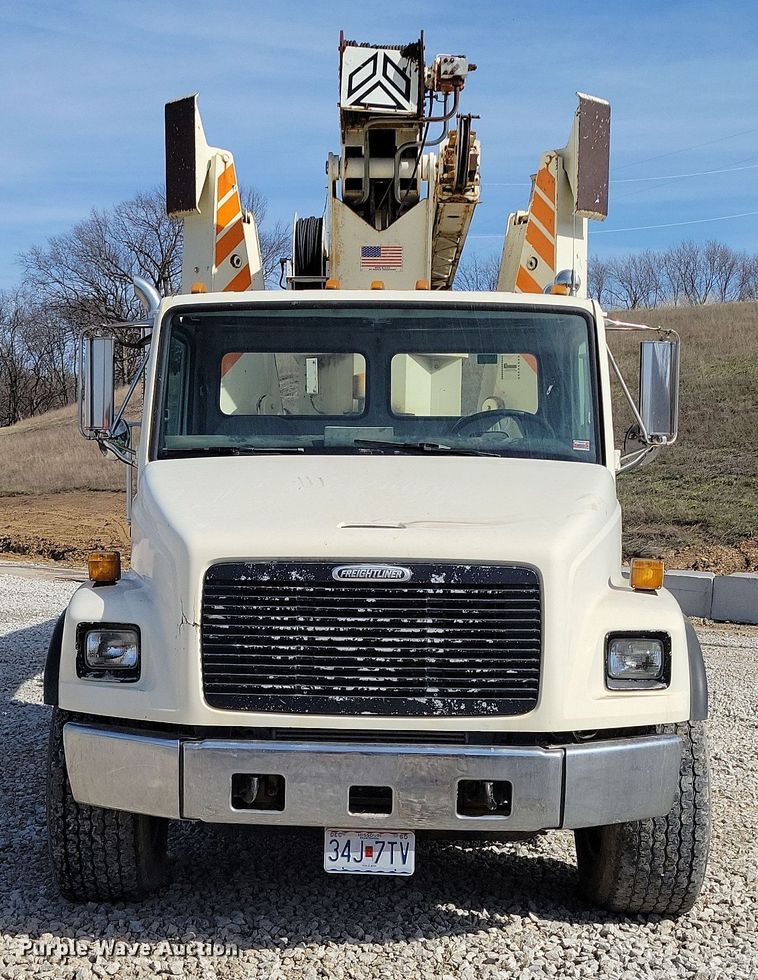 image for item DK4201 1998 Freightliner FL80 crane truck