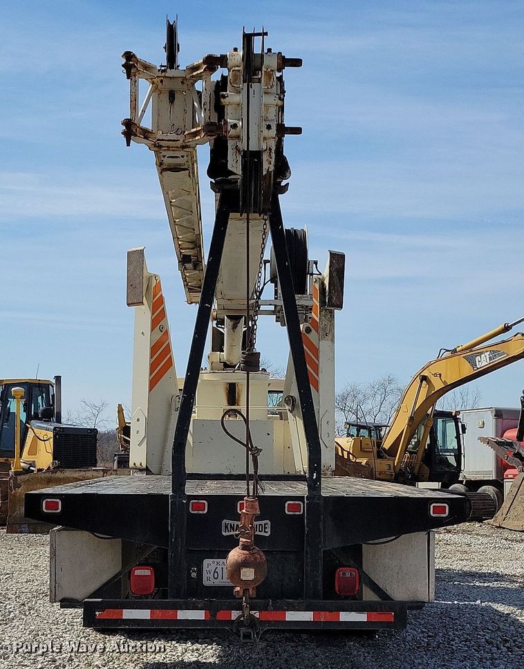 image for item DK4201 1998 Freightliner FL80 crane truck