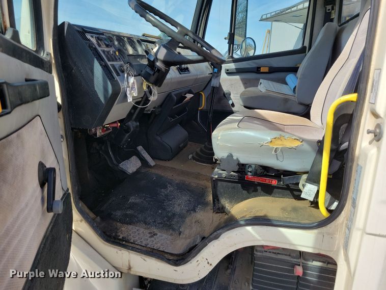 image for item DK4201 1998 Freightliner FL80 crane truck