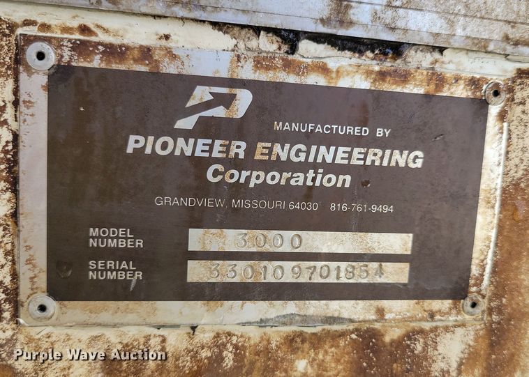 image for item DK4201 1998 Freightliner FL80 crane truck