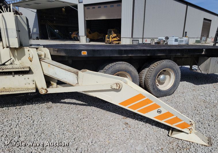 image for item DK4201 1998 Freightliner FL80 crane truck