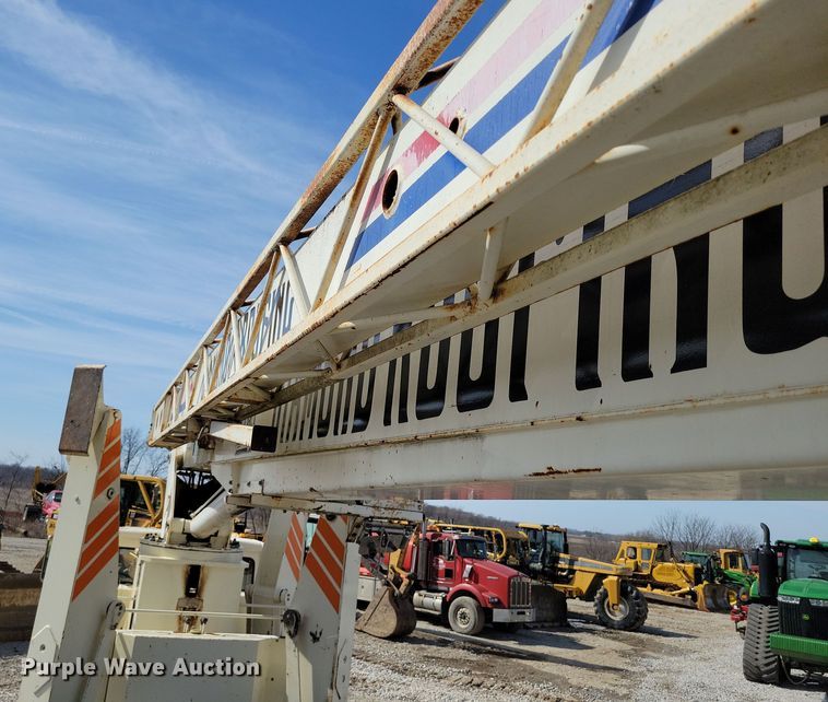 image for item DK4201 1998 Freightliner FL80 crane truck