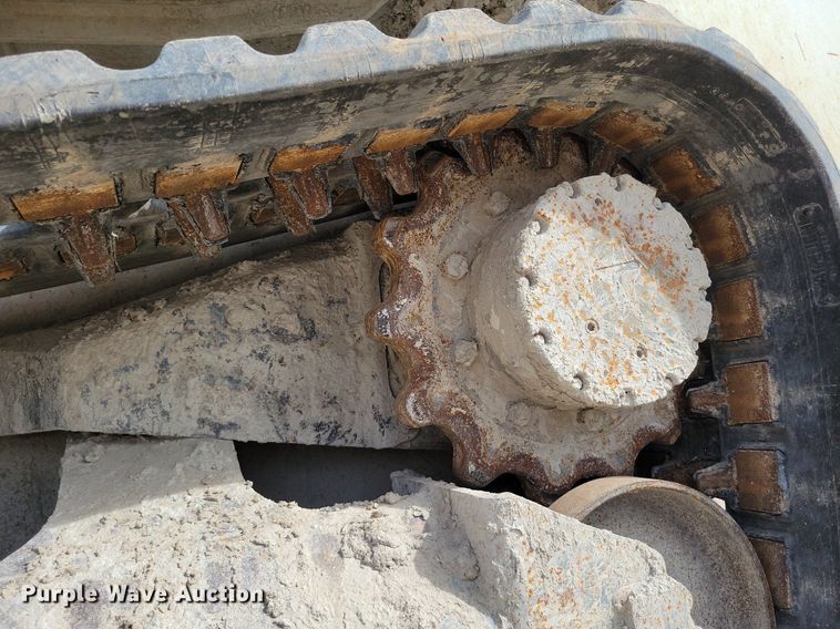 image for item DK4205 2016 Takeuchi TL12 tracked skid steer loader