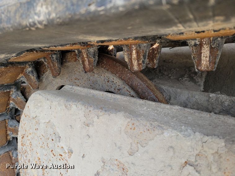 image for item DK4205 2016 Takeuchi TL12 tracked skid steer loader