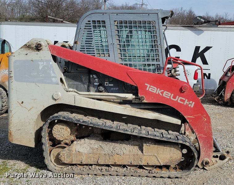 image for item DK4216 2016 Takeuchi TL12 tracked skid steer loader