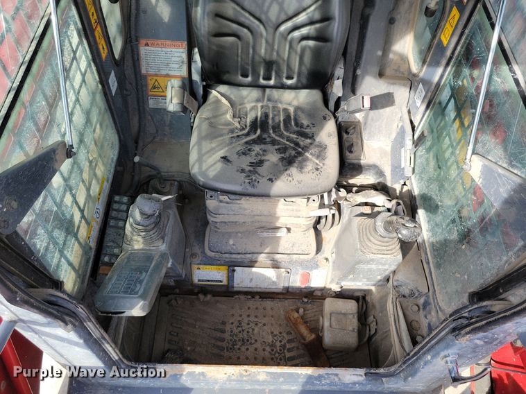 image for item DK4216 2016 Takeuchi TL12 tracked skid steer loader