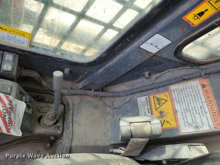 image for item DK4216 2016 Takeuchi TL12 tracked skid steer loader